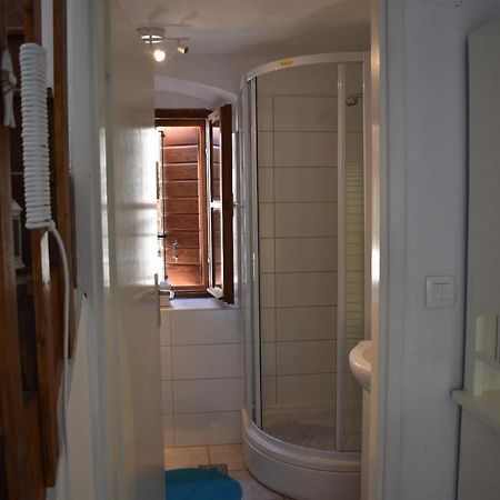 Apartment Estera เยลซา ภายนอก รูปภาพ