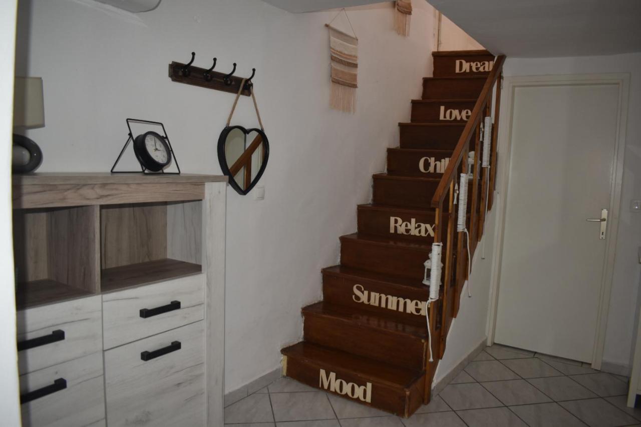 Apartment Estera เยลซา ภายนอก รูปภาพ