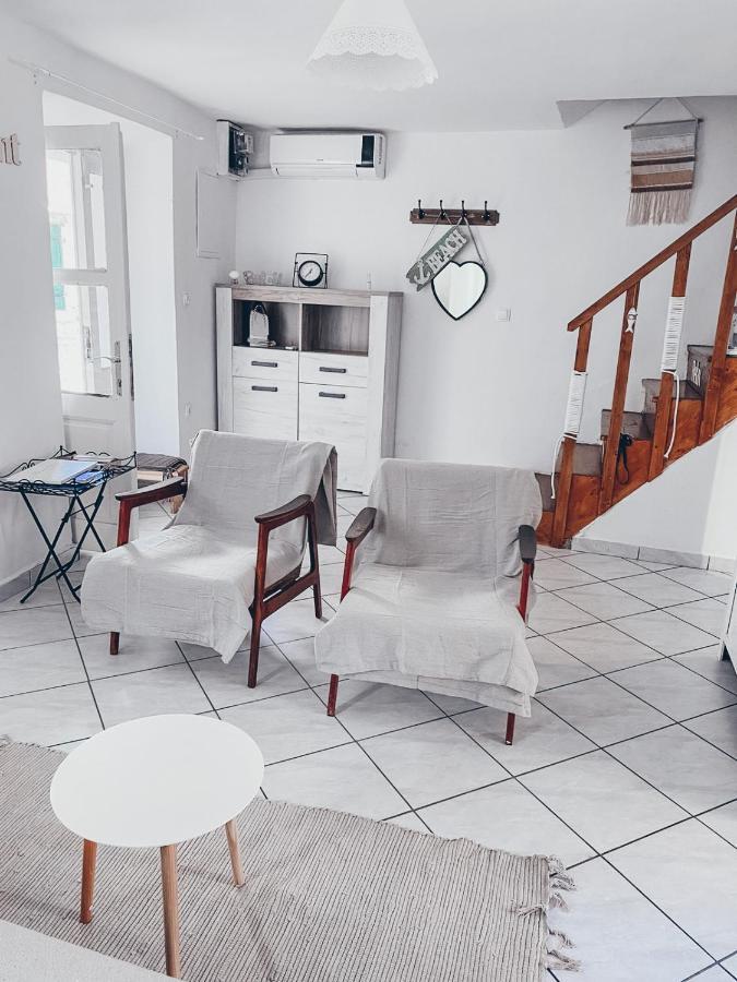 Apartment Estera เยลซา ภายนอก รูปภาพ