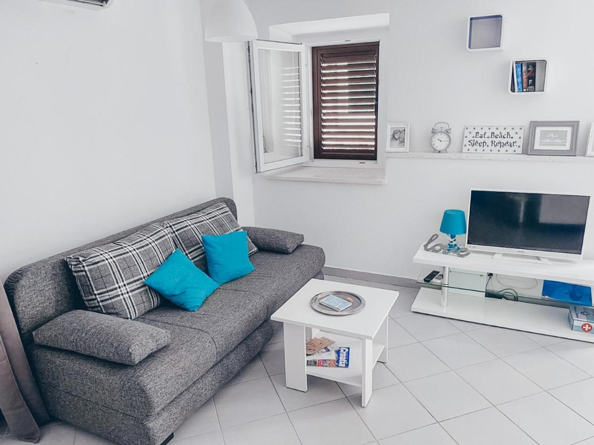 Apartment Estera เยลซา ภายนอก รูปภาพ