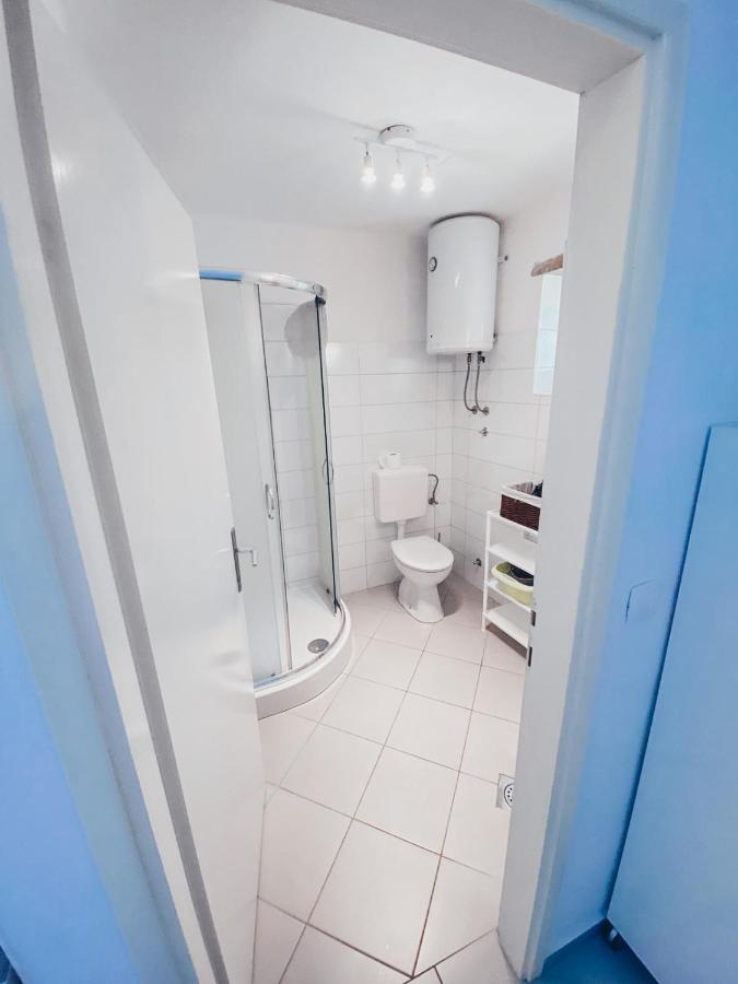 Apartment Estera เยลซา ภายนอก รูปภาพ