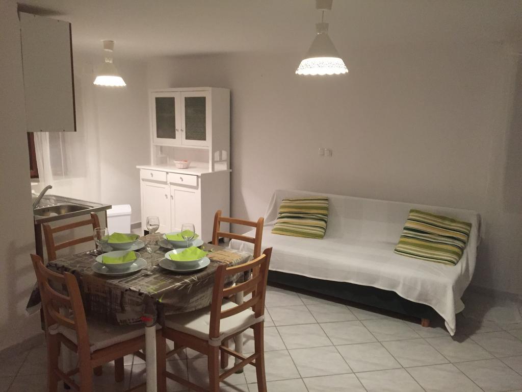 Apartment Estera เยลซา ภายนอก รูปภาพ
